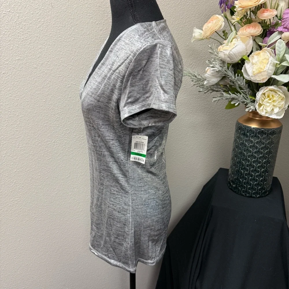NWT INC Silver Metallic V-Neck Short Sleeve Top Shimmer Stretchy Large - Picture 2 of 9